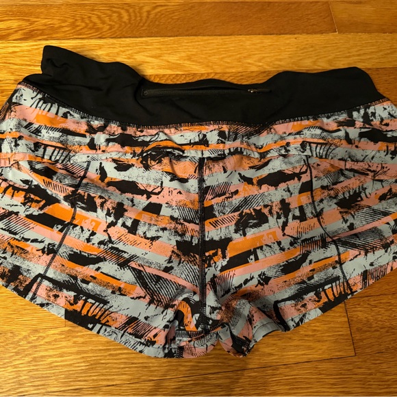 Lululemon Speed Up Short 2.5" - Picture 5 of 7